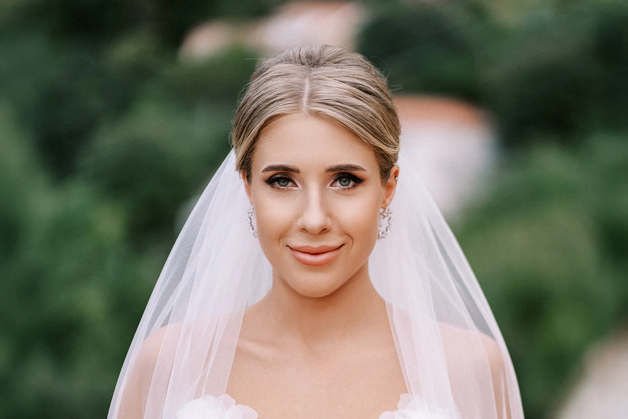 Getting Ready of the Bride and Groom in Montenegro: Planning the Perfect Wedding Morning - Shpynda wedding and commercial shooting